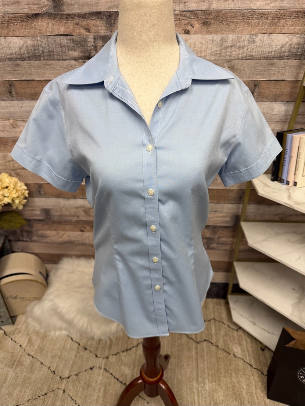 Brooks Brothers Light Blue Fitted Short-Sleeve Button-Down Shirt